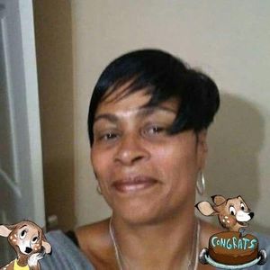 Meet your Posher, Estelle